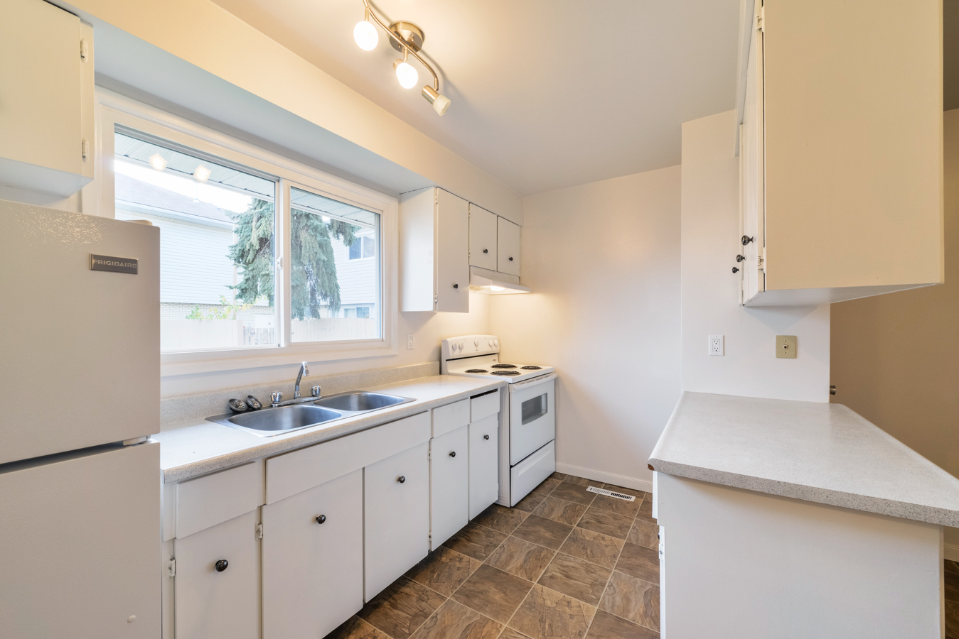 Lord Byron Townhouses - 3 Bedroom Townhouse Premium 2