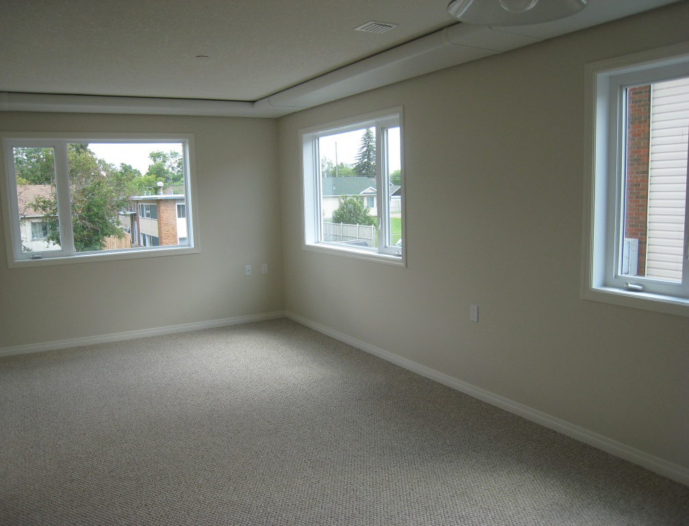 Inglewood Manor - Bachelor 3