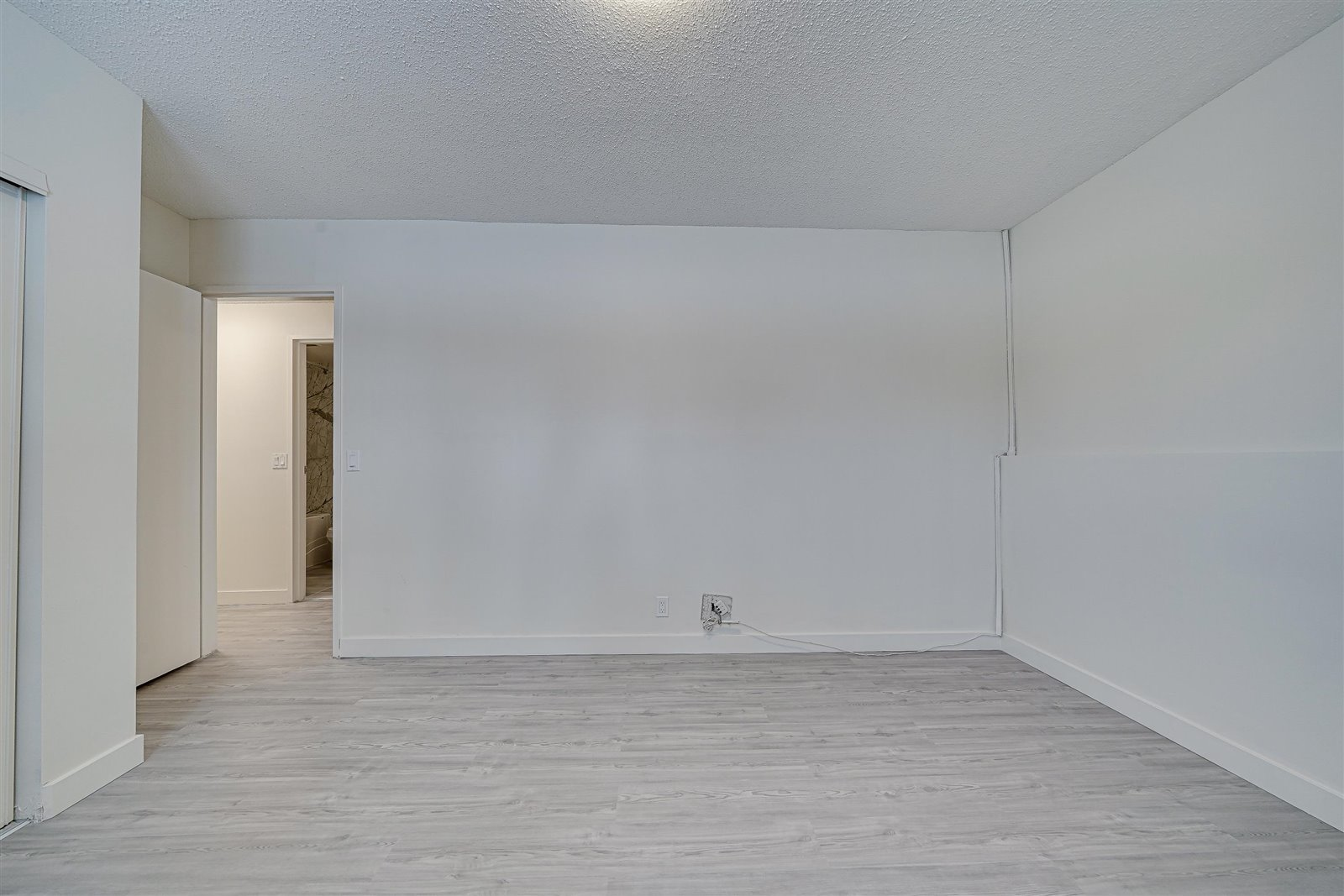 Central Heights Townhomes II - 3 Bedroom Townhouse 3