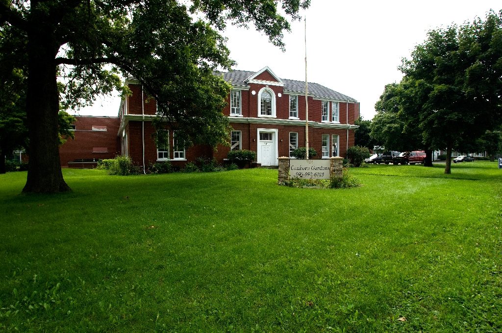 Canboro Garden - Fenwick 1 Bedroom 3