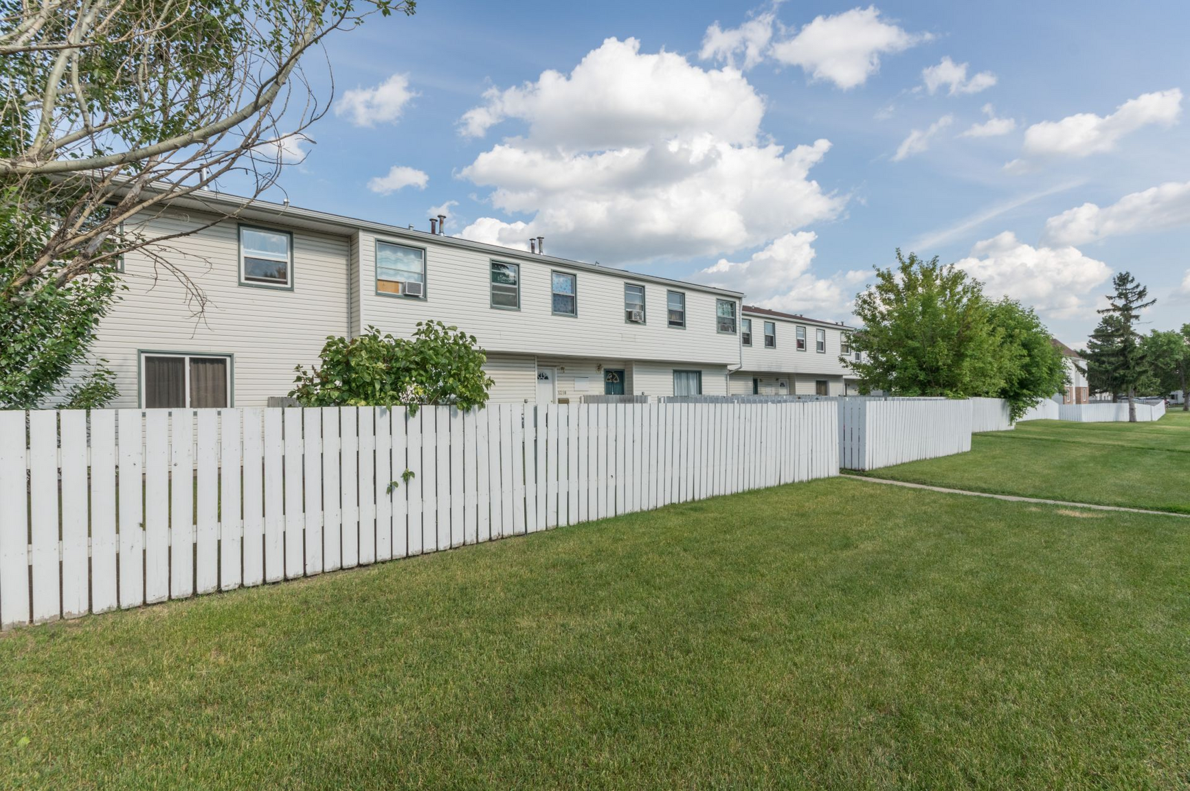 Parkview Estates - 2 Bedroom Townhouse 2