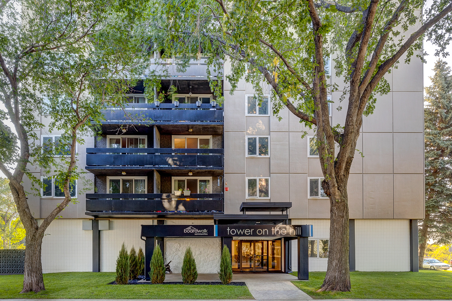 Tower On The Hill - 2 Bedroom Premium 3