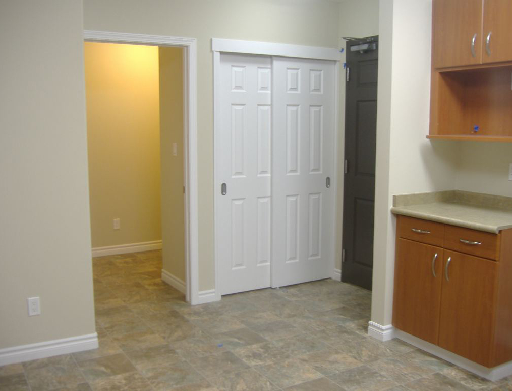Parkdale - 1 Bedroom 4