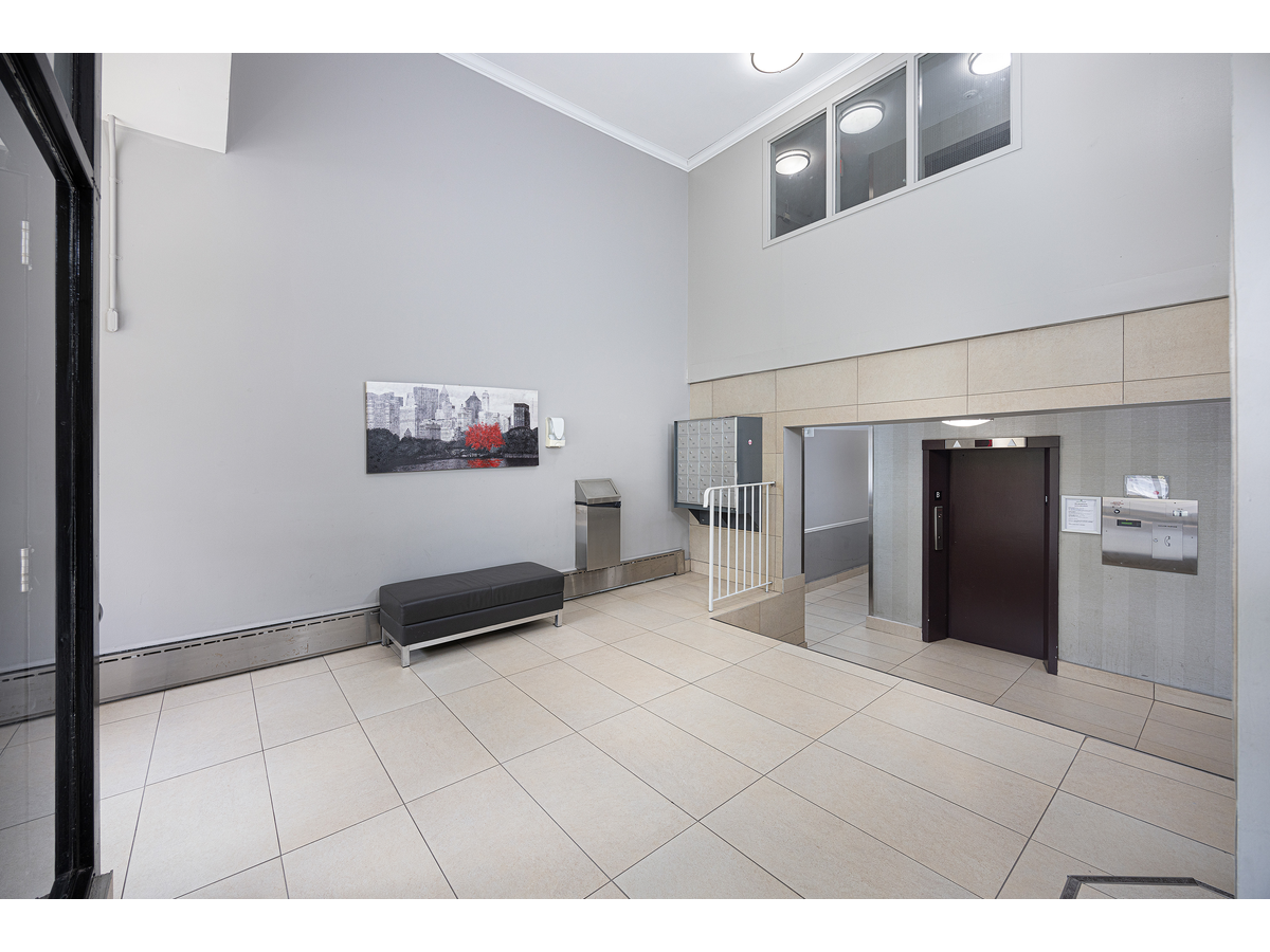 3888 Bathurst Street - 1 Bedroom 2