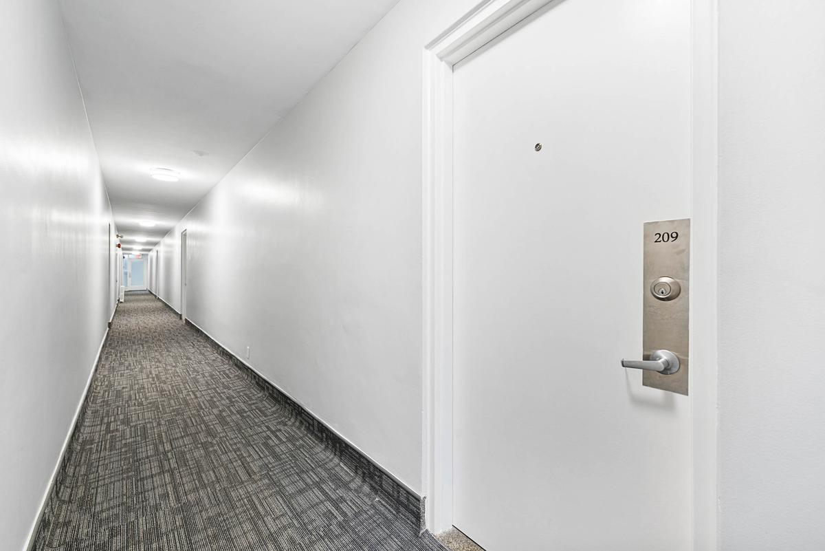260 Gamble Ave. - Studio 3