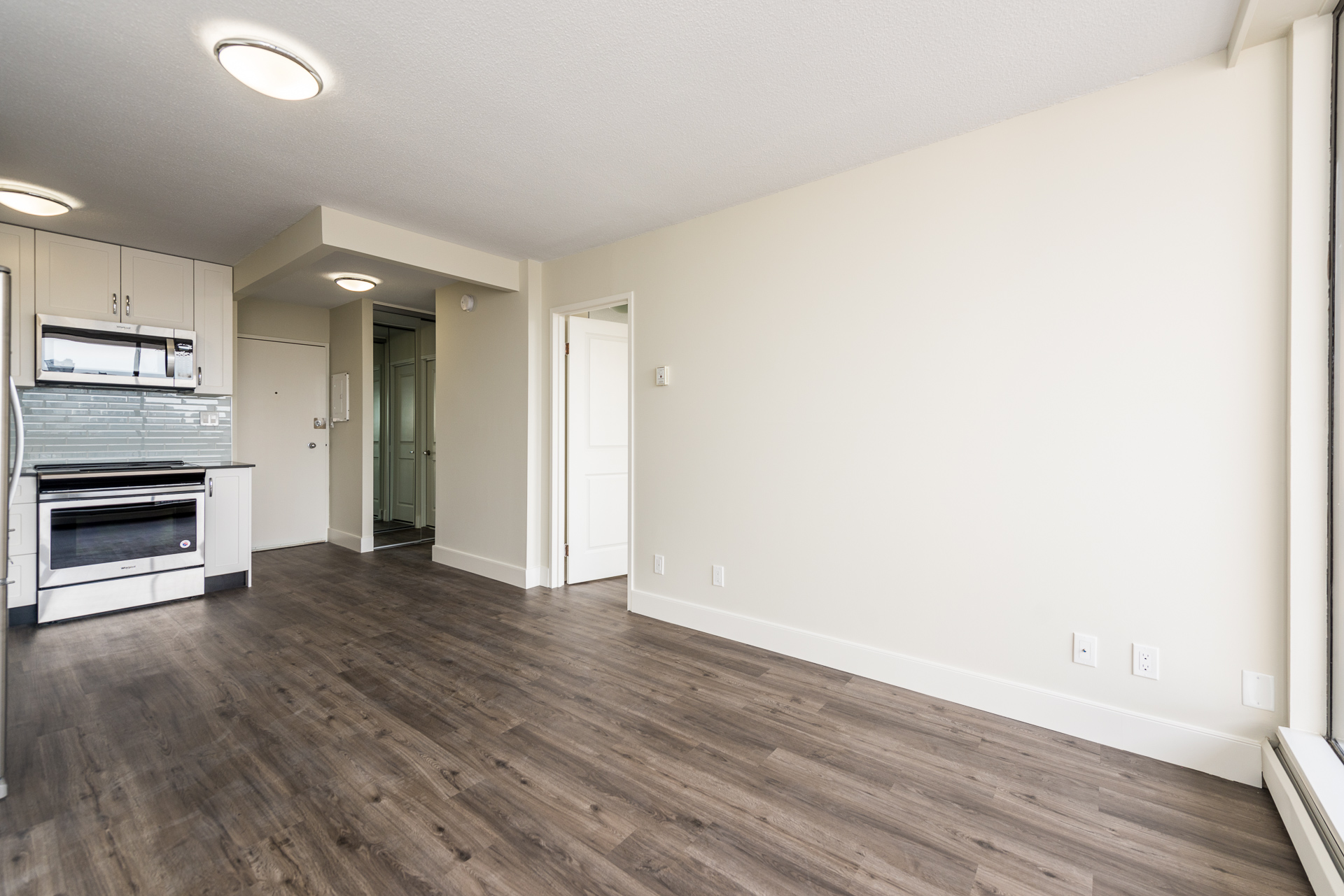 Sierra Estates - Downtown 2 Bedrooms 4