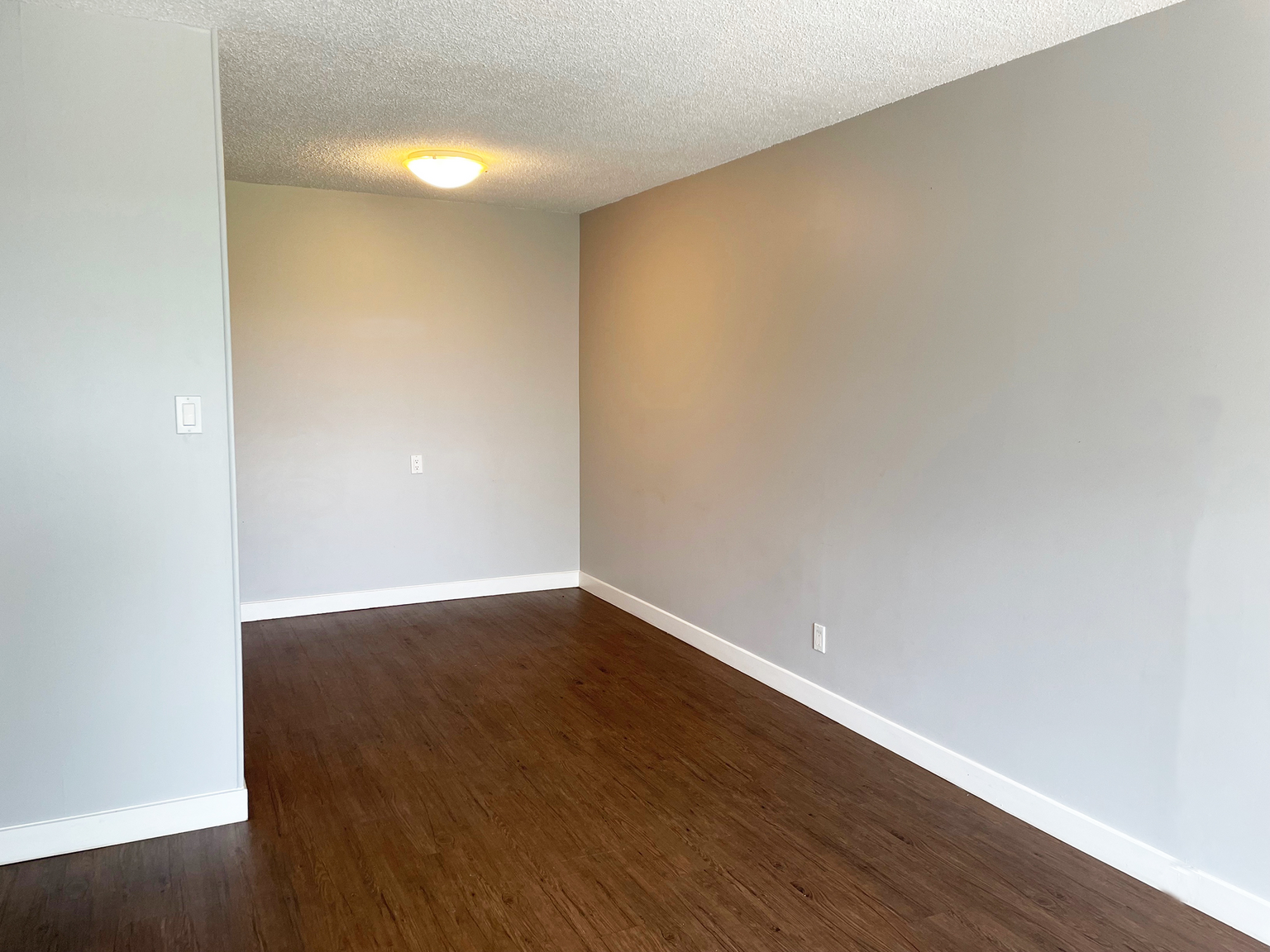 4 Nixon - 2 Bedroom 1 Bath