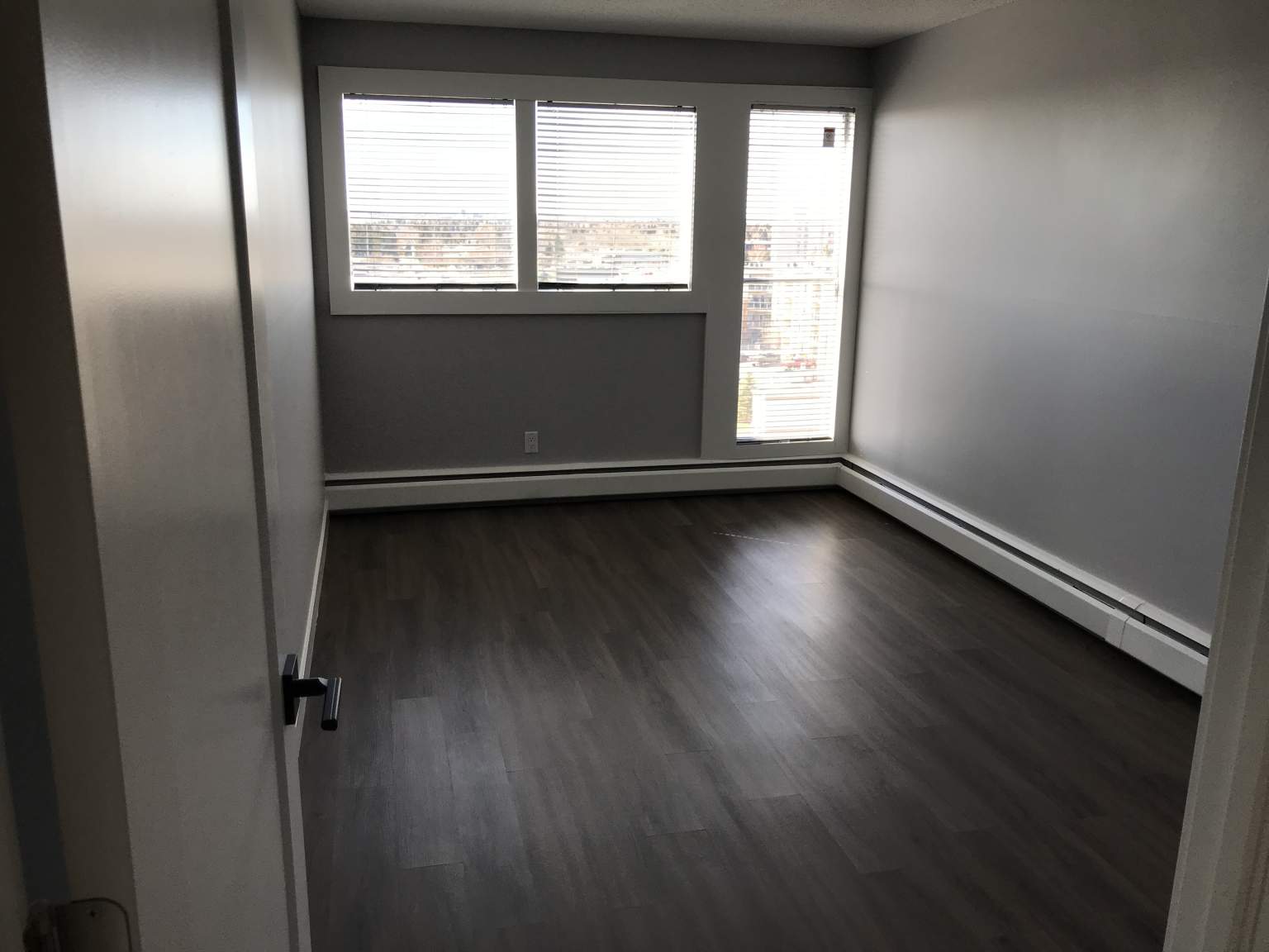 Cumberland Towers - 2 Bedroom 1 Bath 3