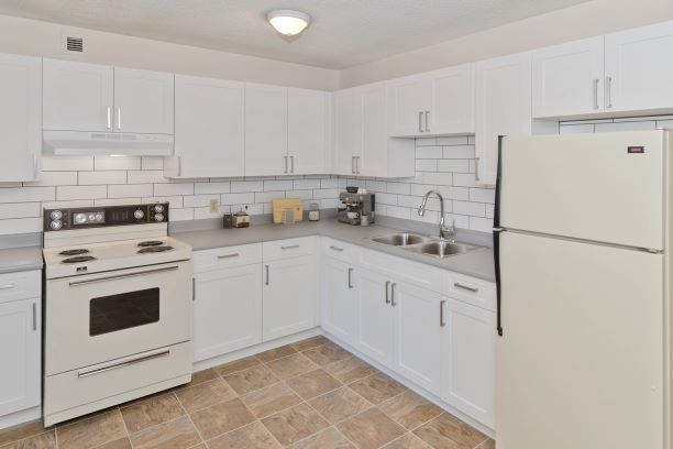 McKinnon Court Apartments - 1 Bedroom 5