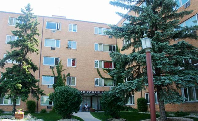 Arizona Plaza - 2 Bedroom 4