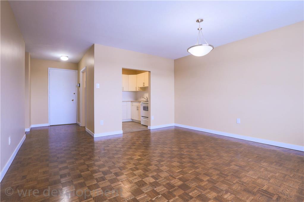 Arizona Plaza - 2 Bedroom 5