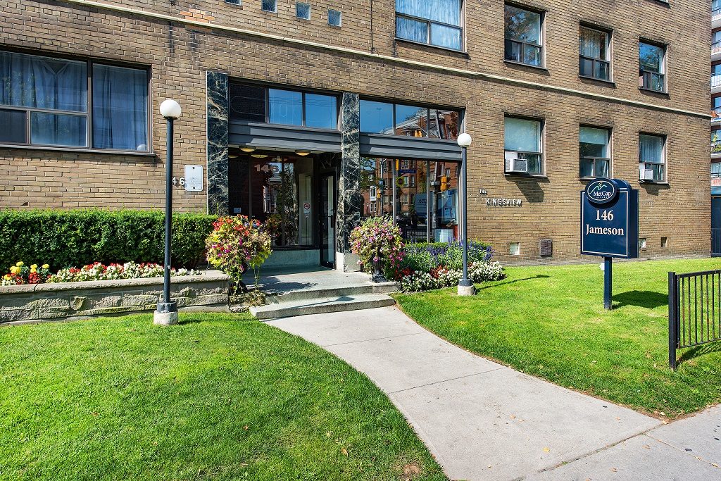 The Kingsview - Parkdale Studio (Bachelor) 5
