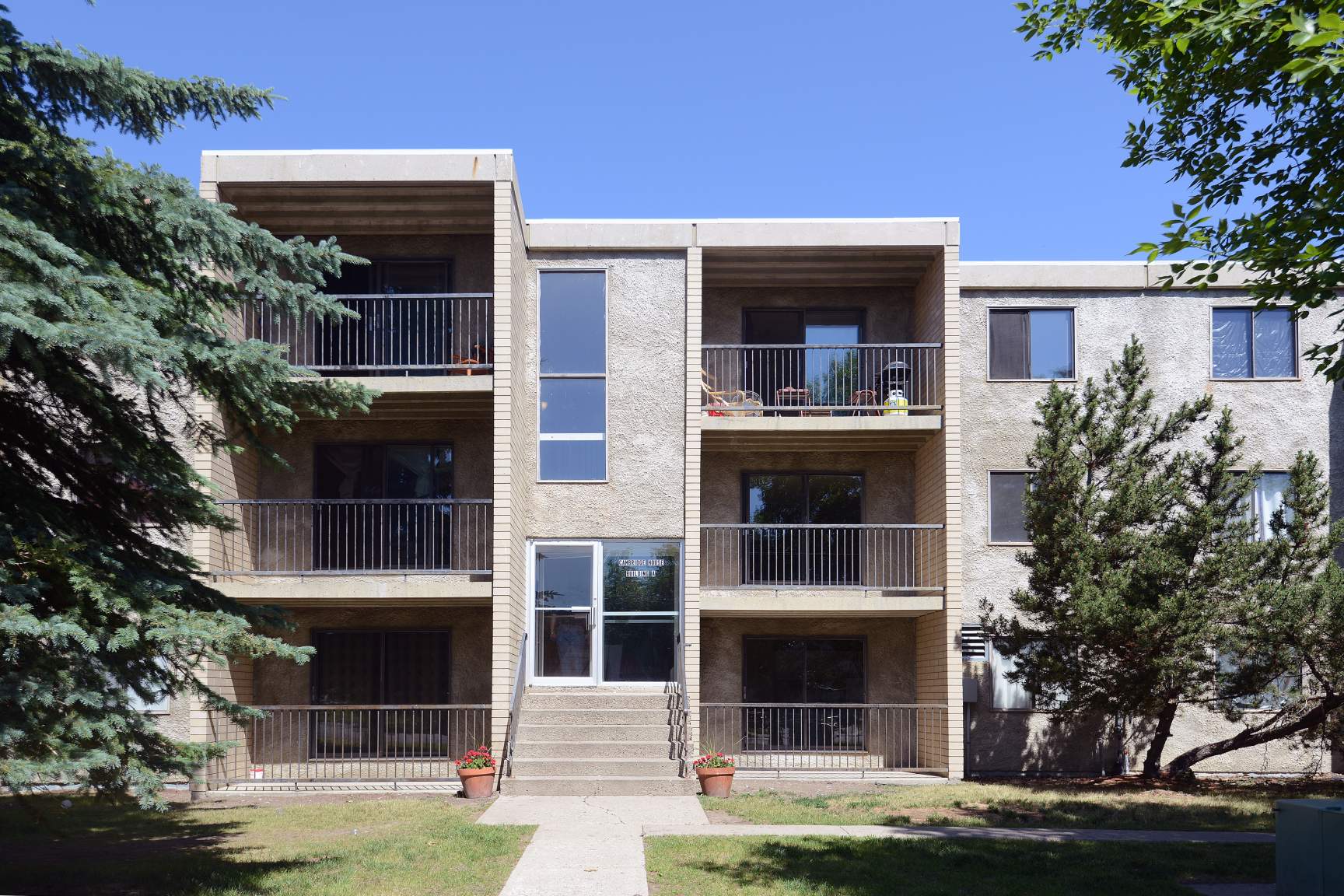 Cambridge House - 1 Bedroom 1 Bath 2
