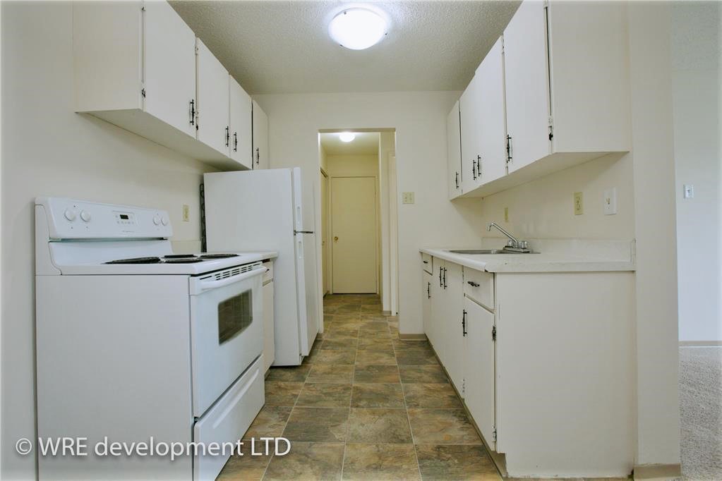 Park Glen Manor - 1 Bedroom 5