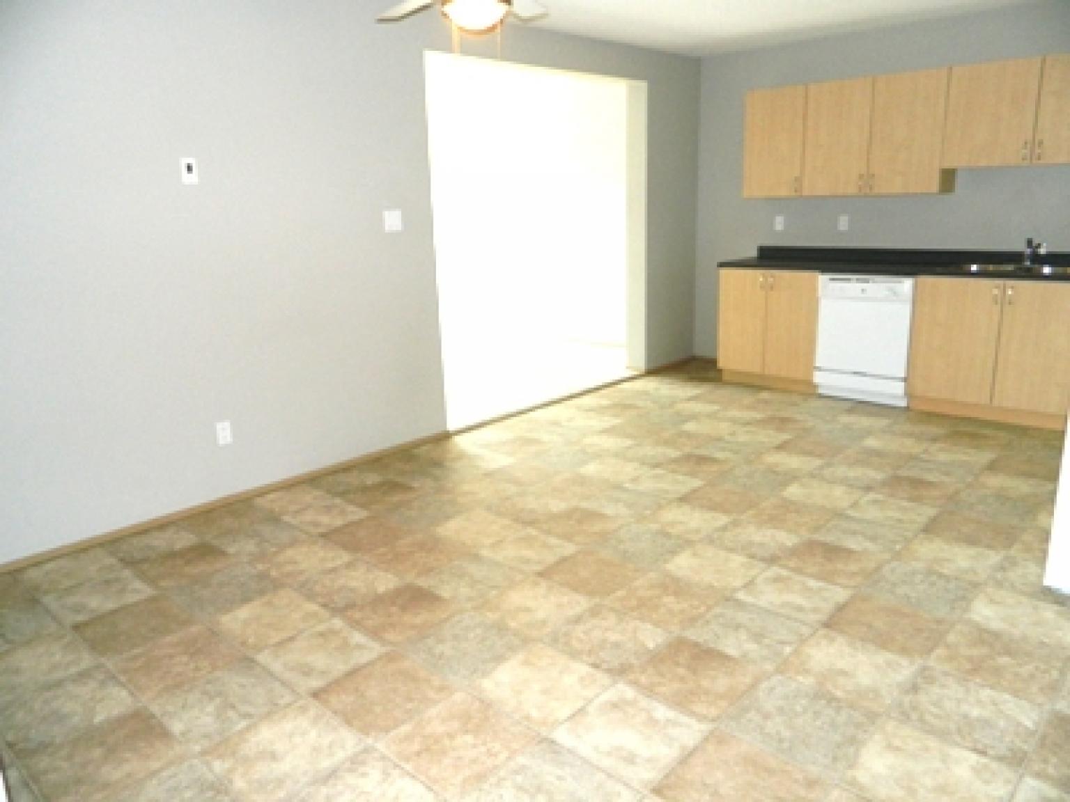 Wentworth Apartments - 2 Bedroom 1 Bath 3
