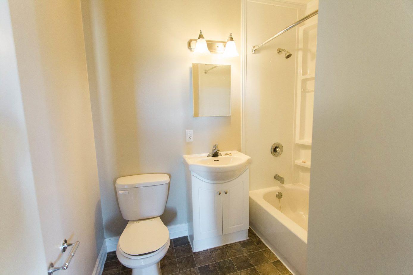 Sunridge Place - 2 Bedroom 1 Bath 2