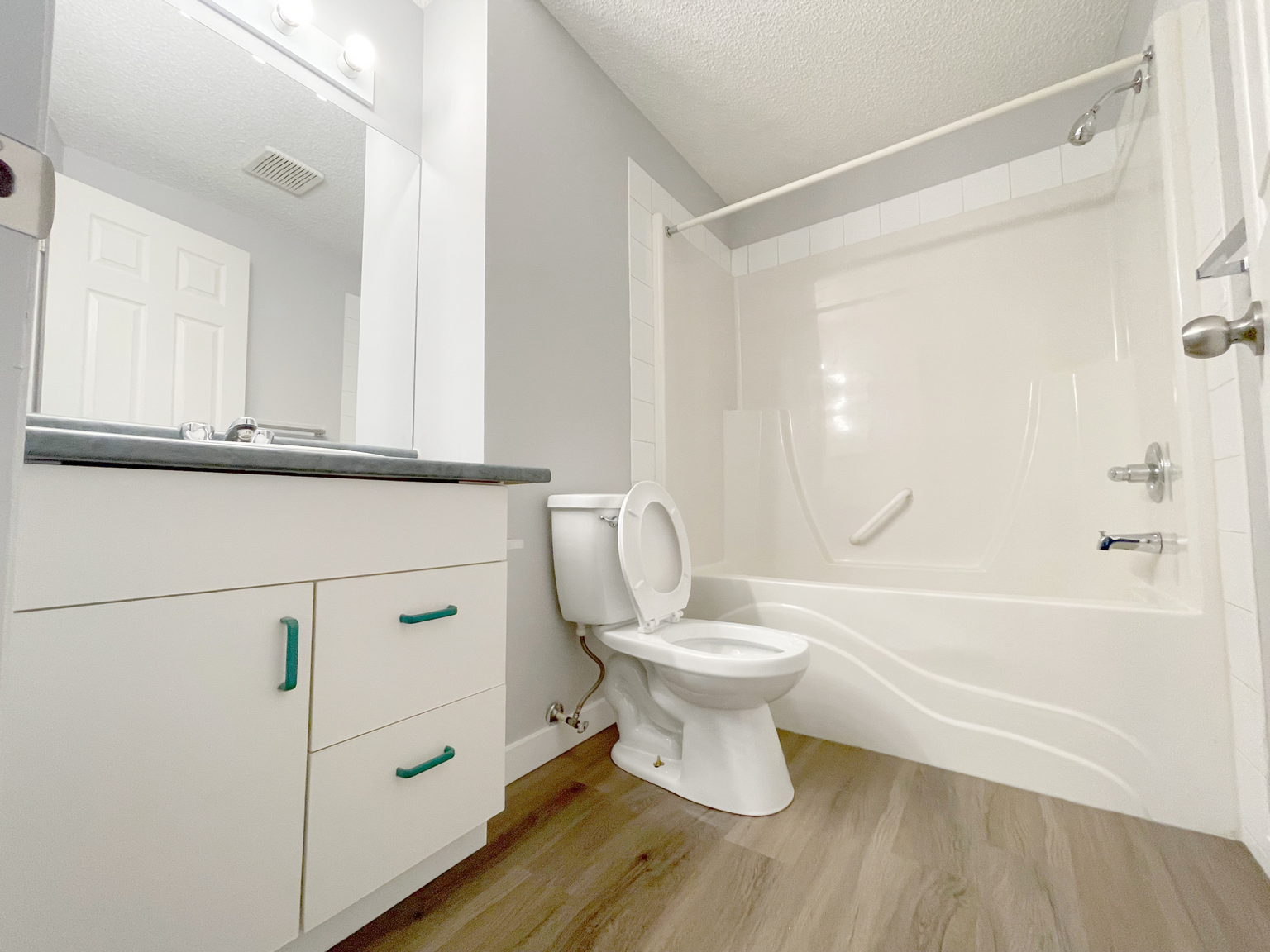 Parkview II Apartments - 2 Bedroom 1 Bath 3