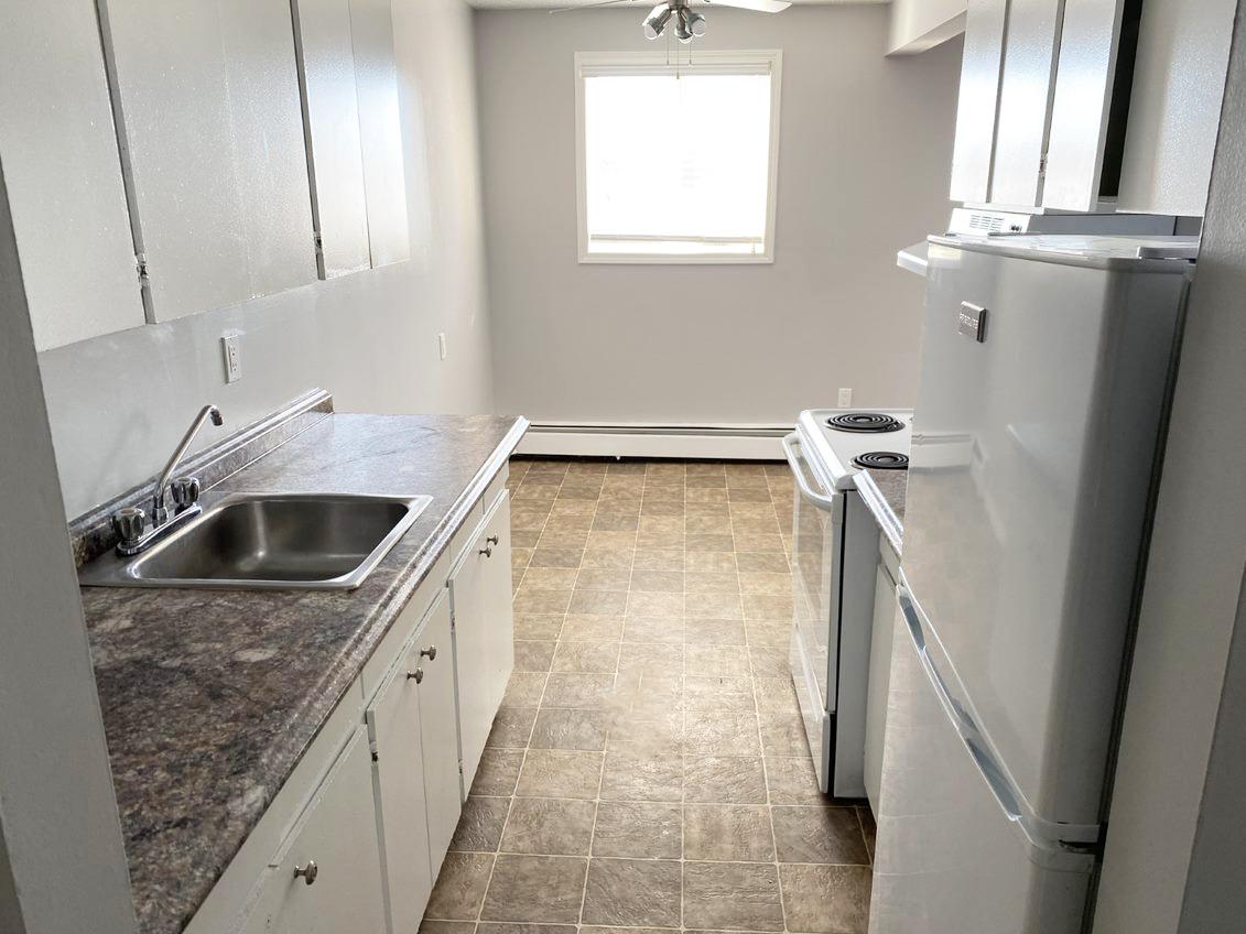 MacKenzie Manor - 2 Bedroom 1 Bath 5