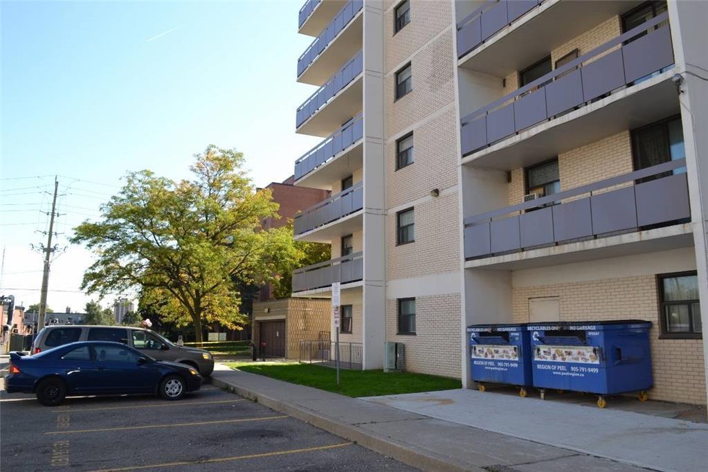 Maison Neuf Apartments - Brampton 2 Bedroom 3