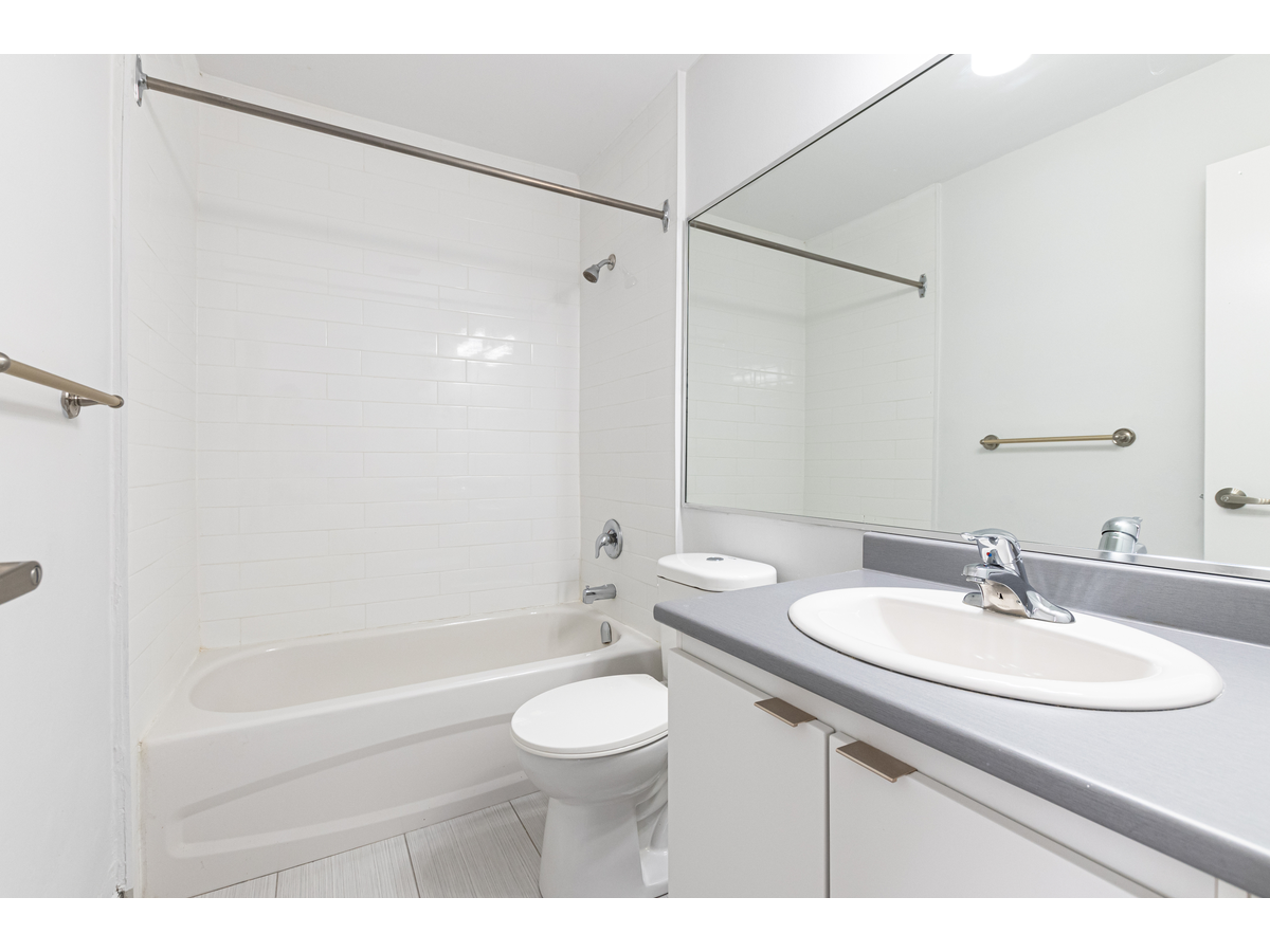 420 Central Avenue - 1 Bedroom 5