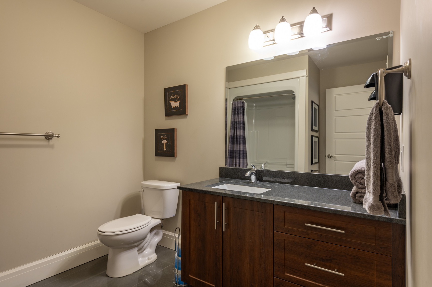 Royal Gardens - 2 Bedroom 5