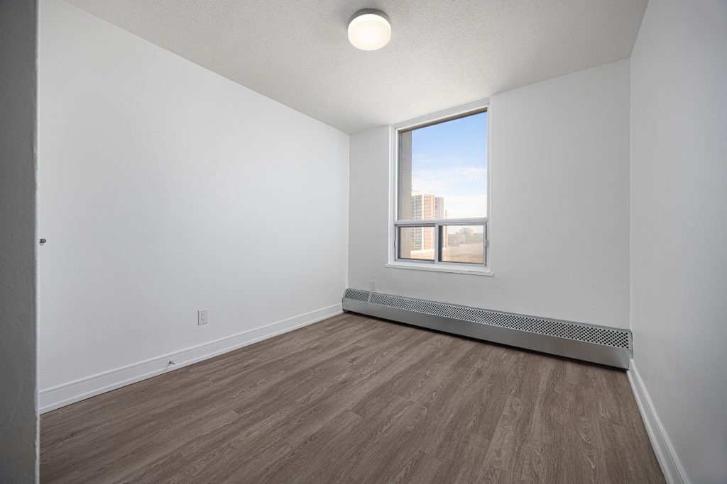 Diplomat Apartments - Etobicoke 3 Bedroom 2