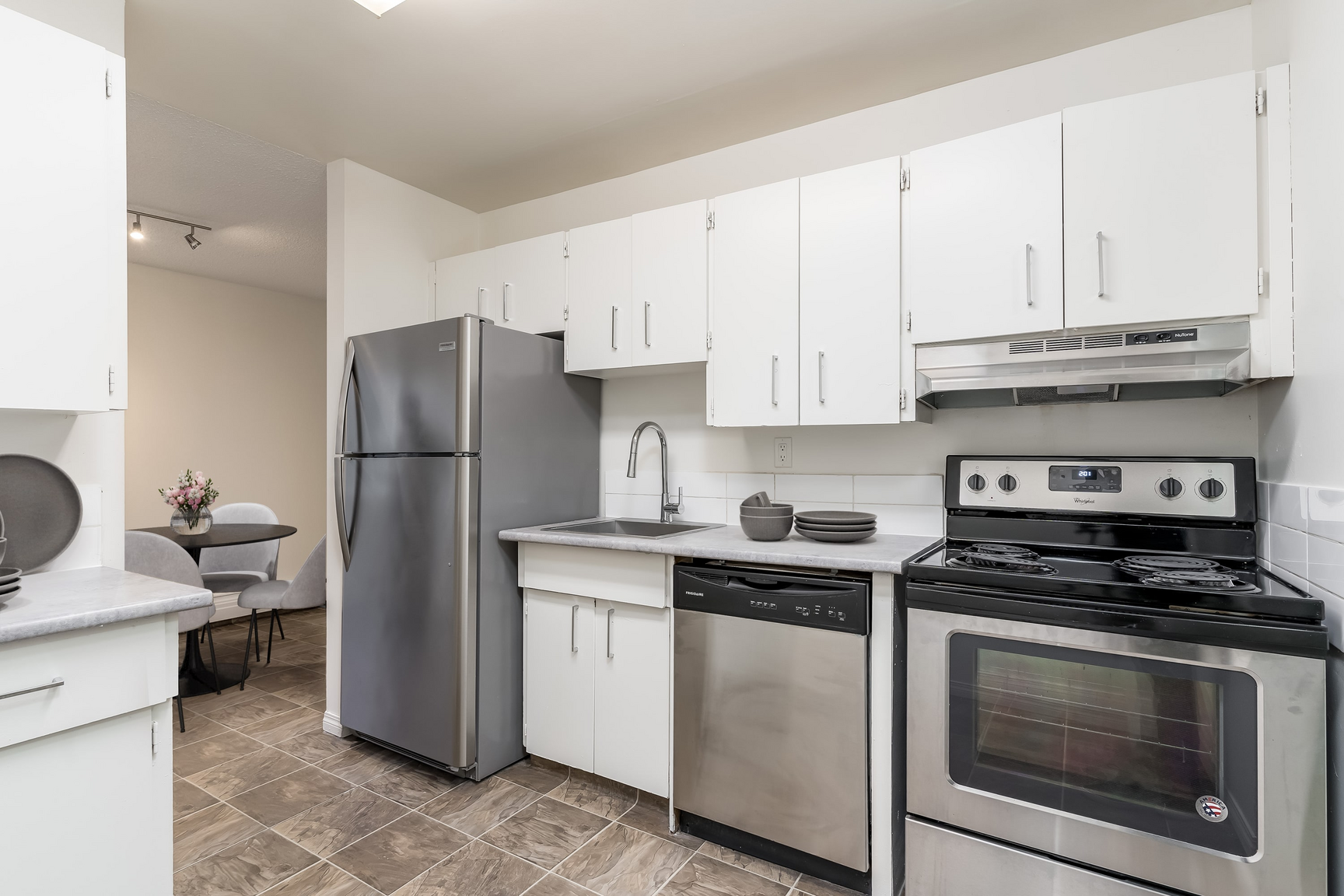 Breton Manor - 3 Bedroom 2