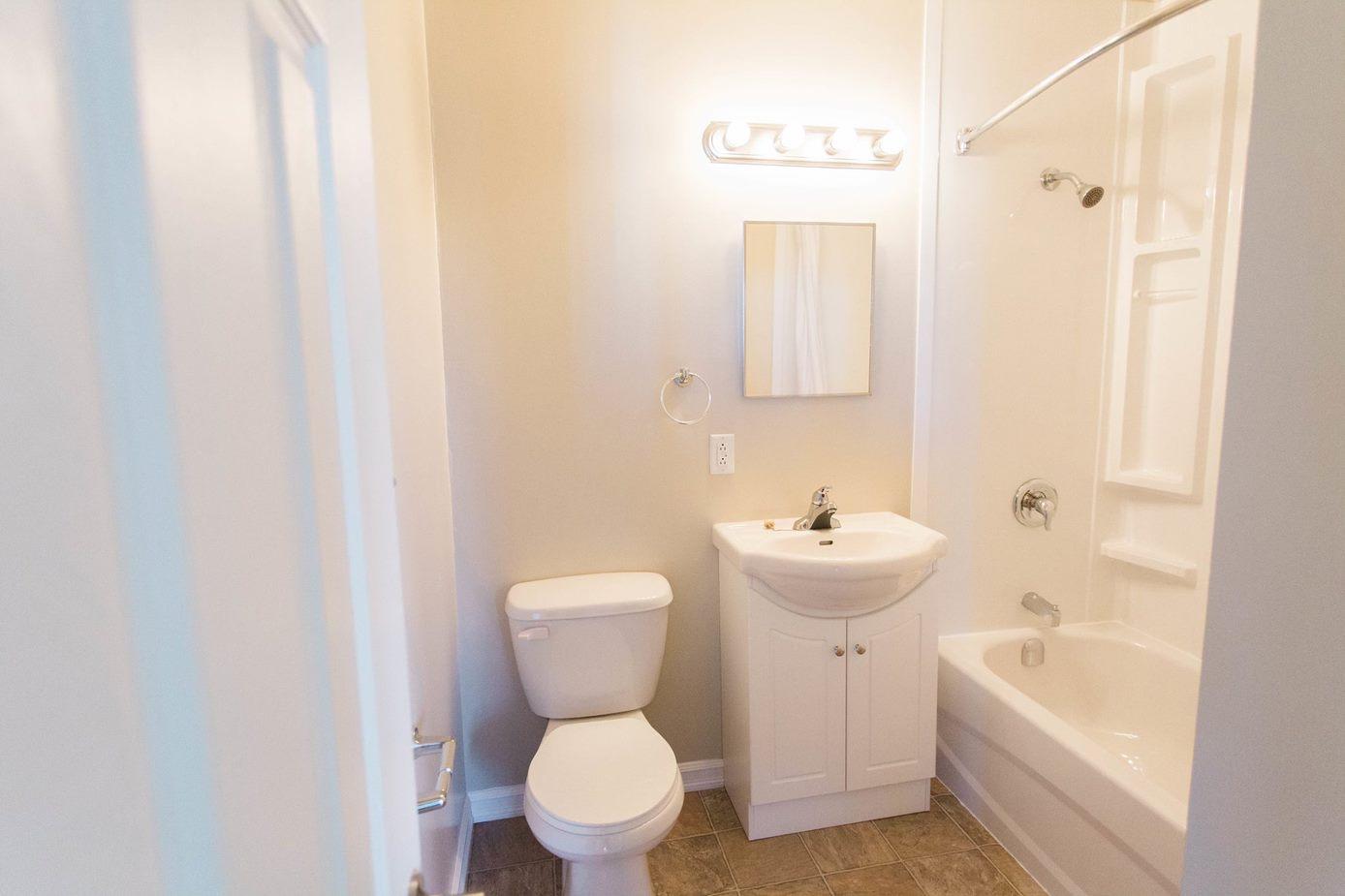 Wyndwood Heights - 2 Bedroom 1 Bath 2