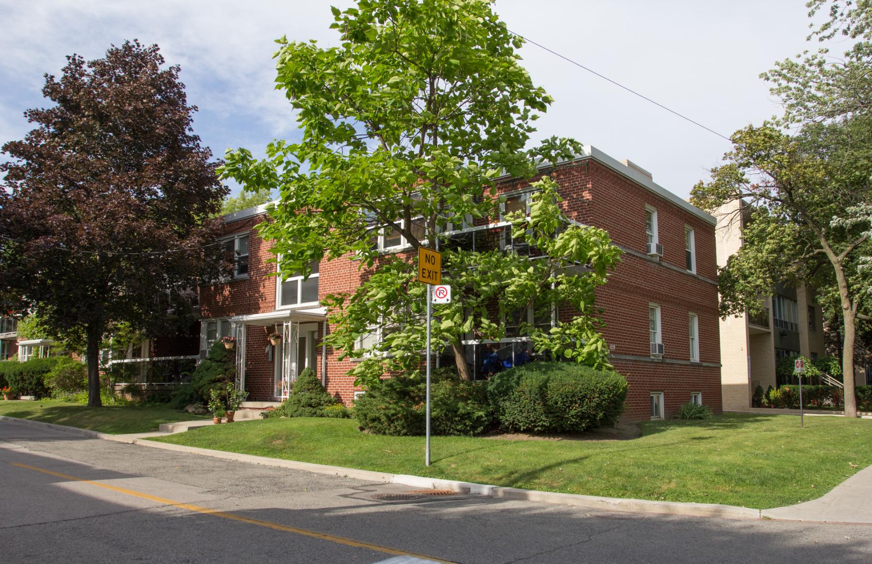 2-9 Oaklawn Gdns. - 2 Bedroom 3