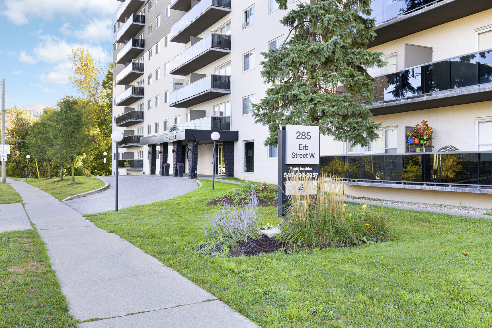 285 Erb St. W. - 1 Bedroom 3