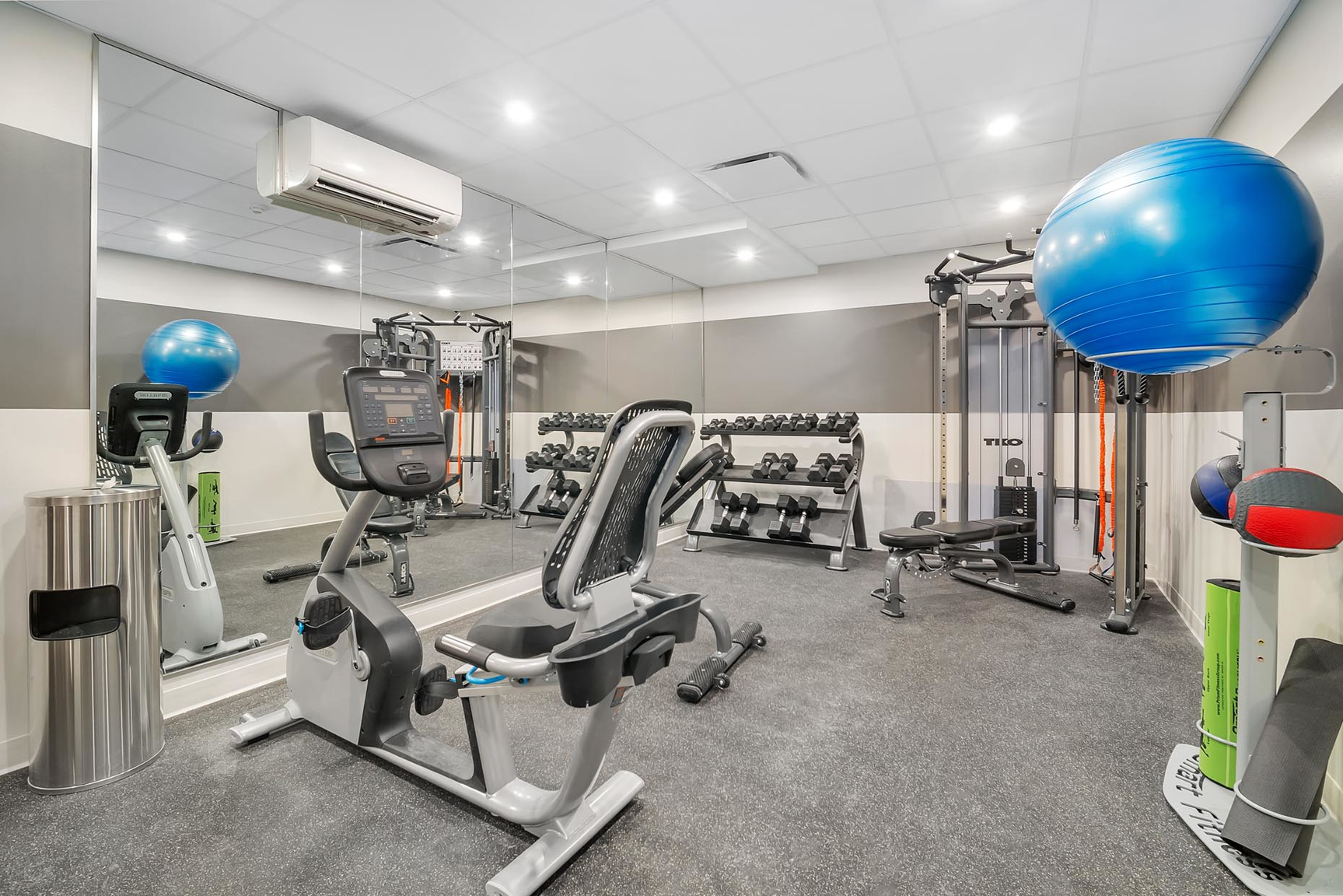 Southpointe Plaza - 2 Bedroom 2