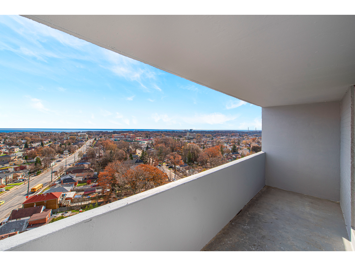 50 Burnhill Rd. - Studio 4