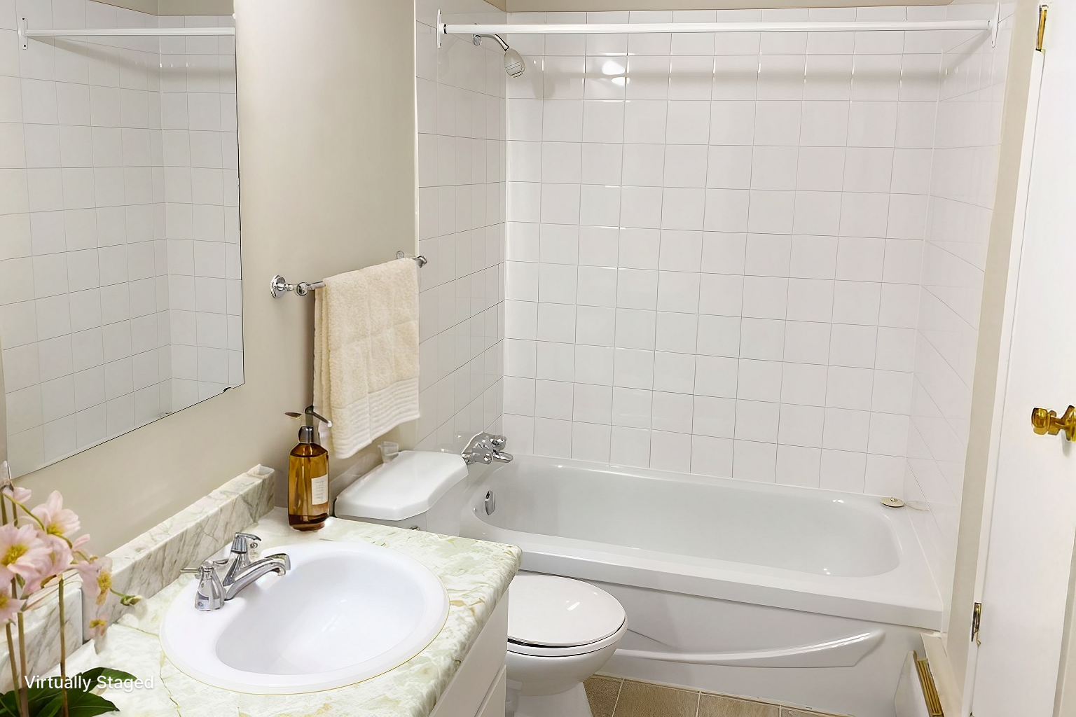 Skylark Manor - 2 Bedroom 1 Bath 4