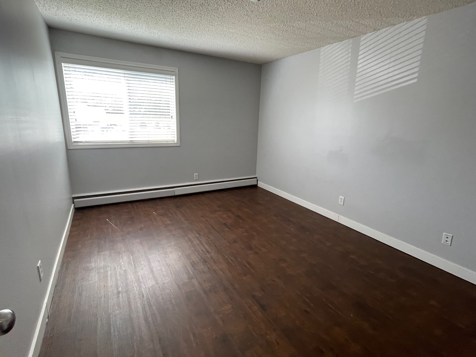 MacDonald Place Apartments - 1 Bedroom 1 Bath 5