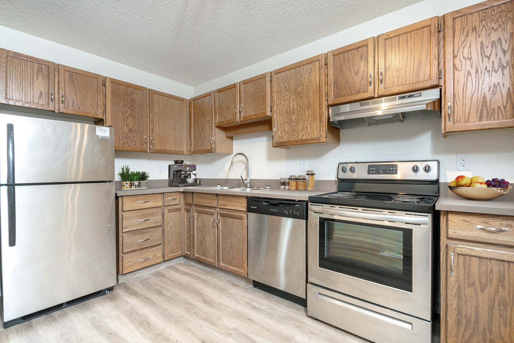 Greenbriar Apartments - 1 Bedroom 3