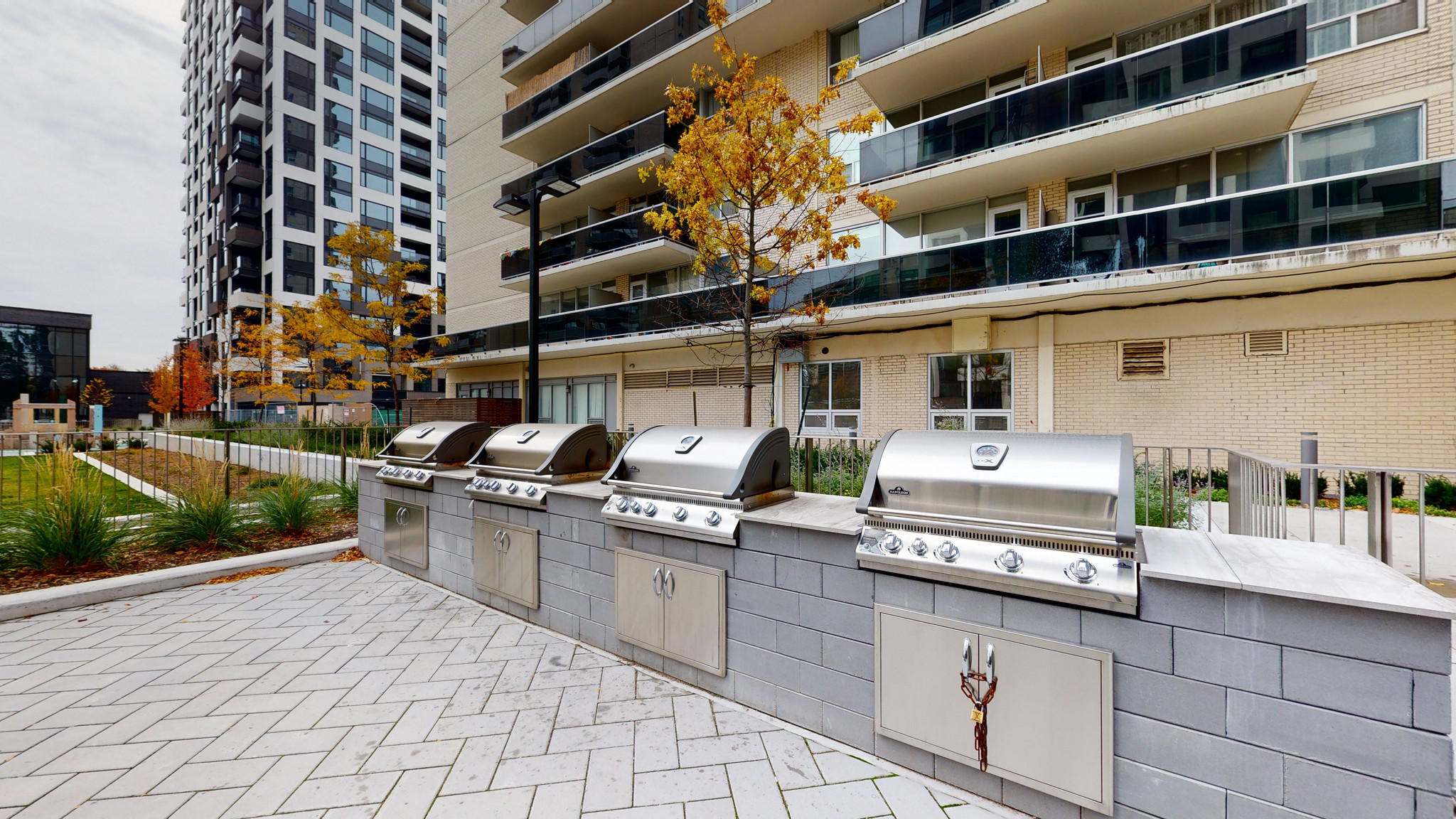 Grenadier Square - 2 Bedroom 5