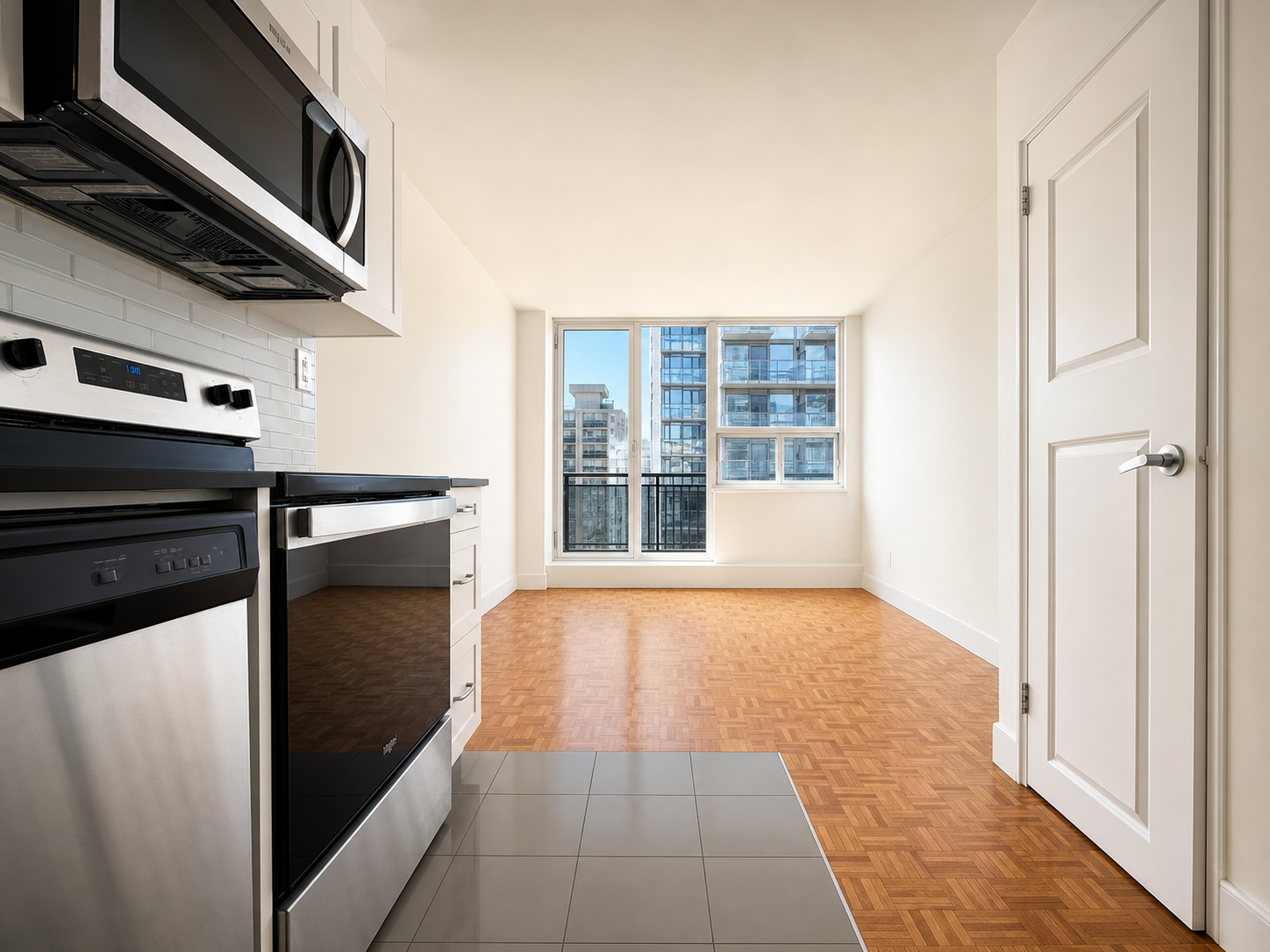 Castellana - Downtown Jr 1 Bedroom 2