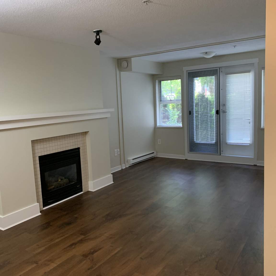 Laurier House - Two Bedrooms 4
