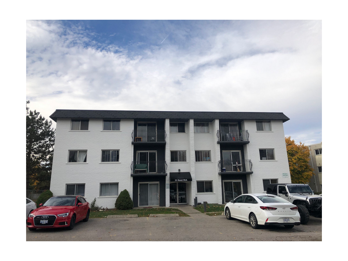 35 Mowat Blvd. - 2bdrm 3