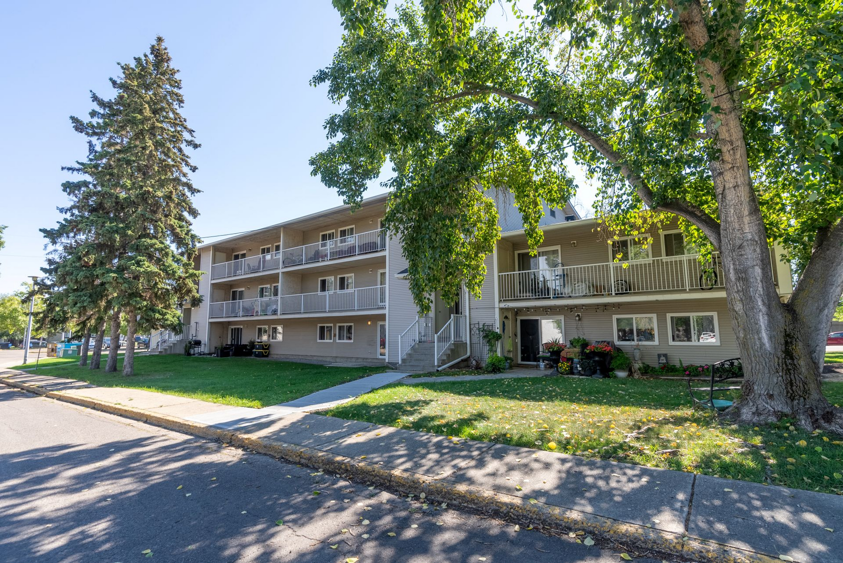 Westridge Manor - 2 Bedroom 3