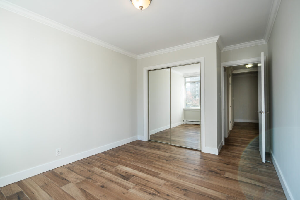 Barclay Towers - Vancouver 1 Bedroom 3