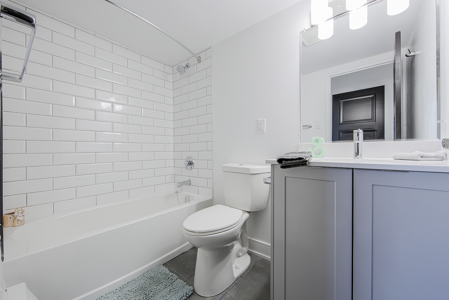 North Shore Towers - Burlington 1 Bedroom 3