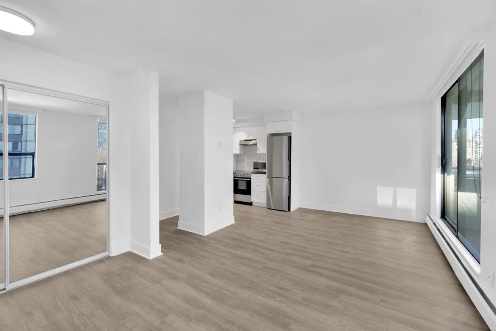 Tamarac Apartments - Vancouver 1 bedroom Junior 2