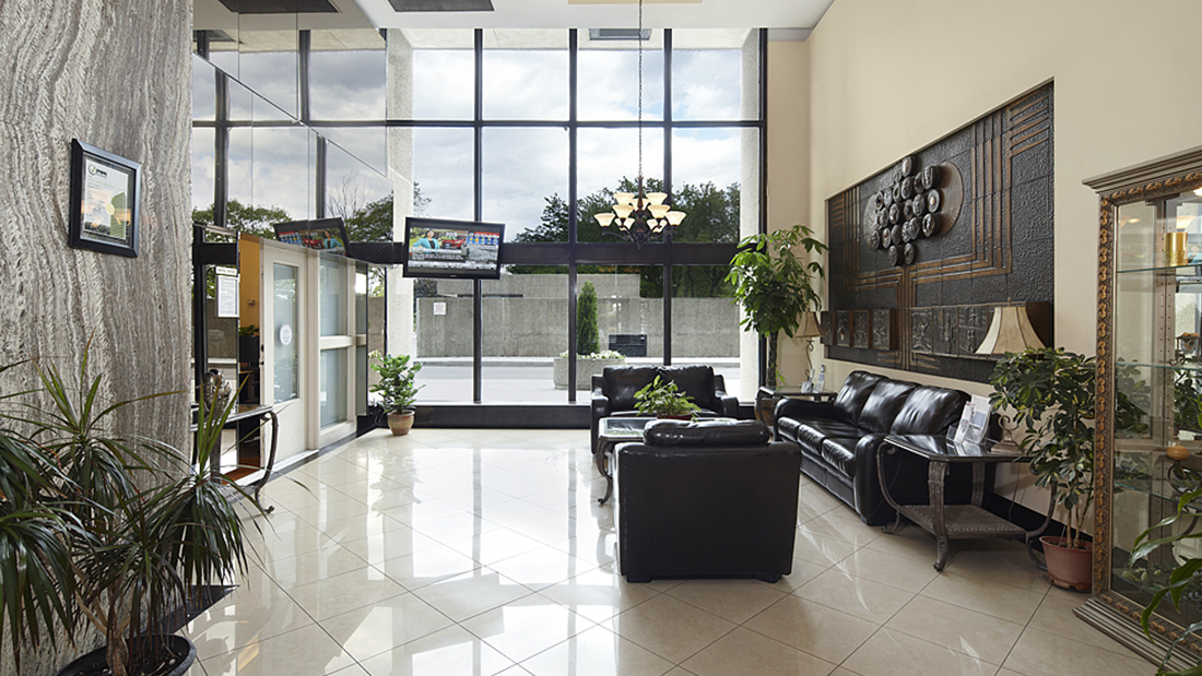 Leaside Towers - 3 Bedroom 3