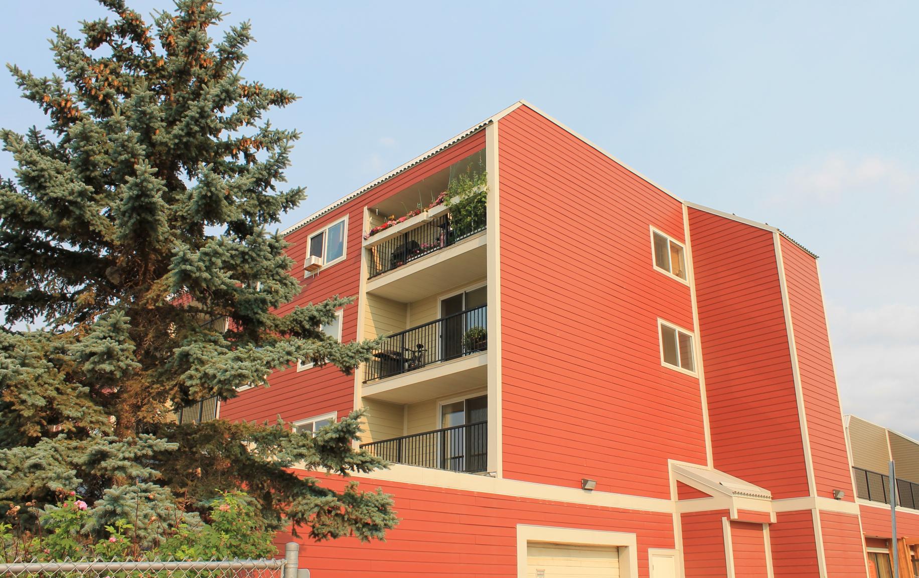 Unchaga Court - 2 Bedroom 1 Bath 5