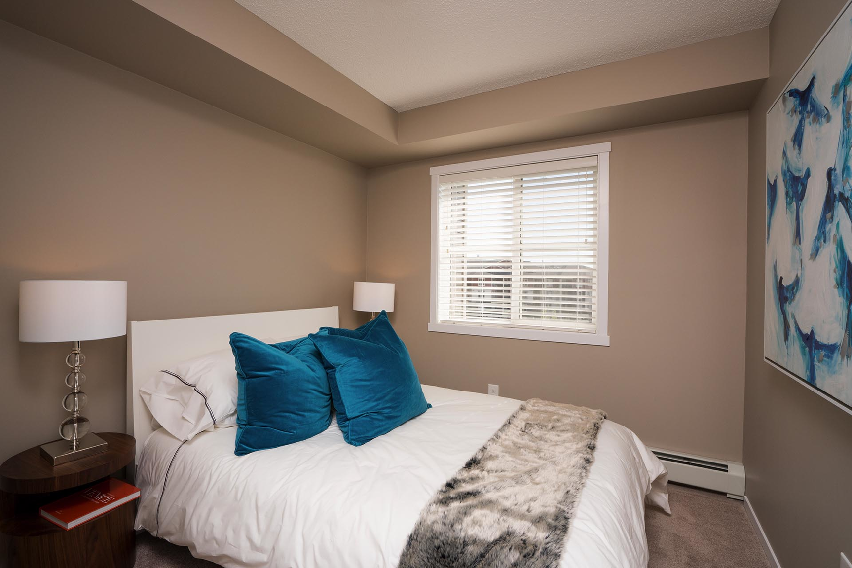 Vita Estates - 2 Bedroom + 2 Bathroom + Den 2