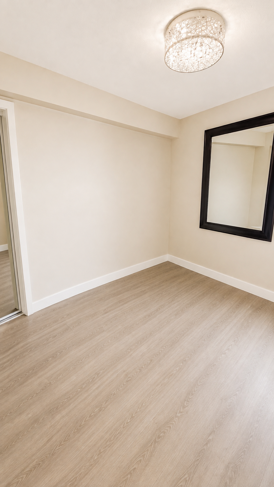 The Residence - 1003 4