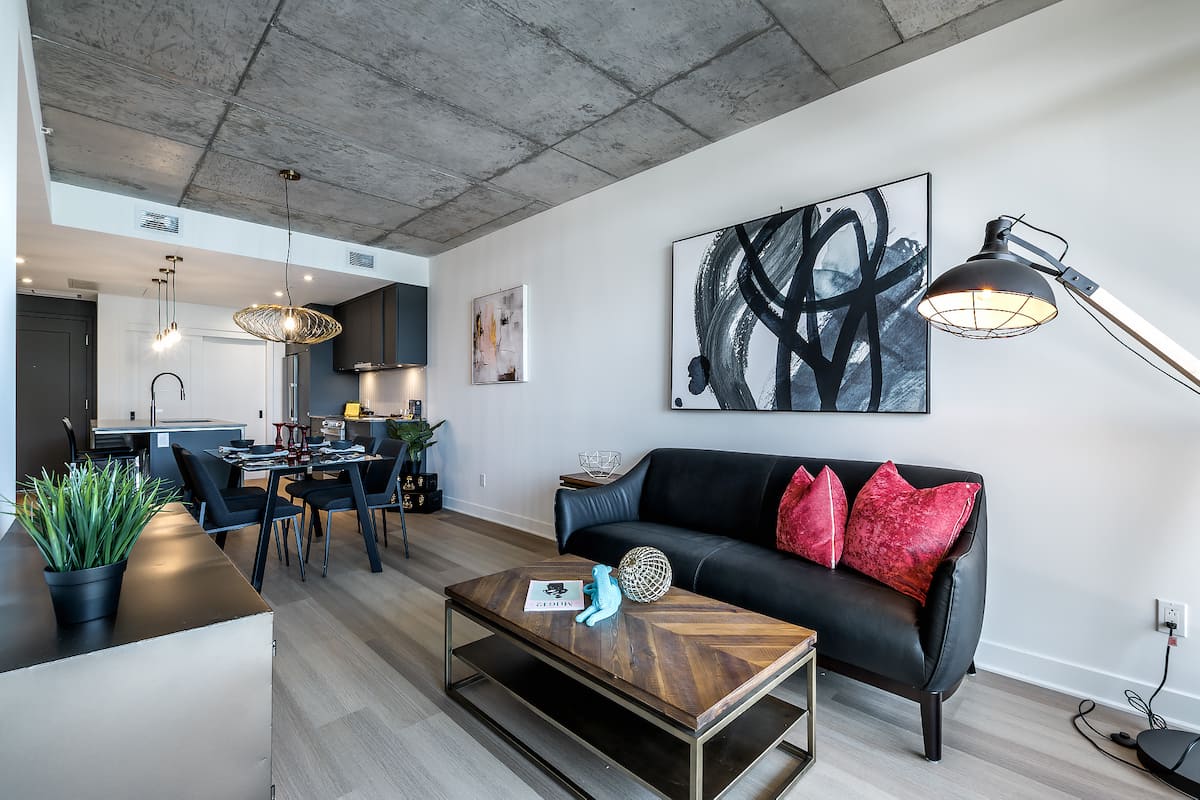 The Onyx Montreal Apartments - 2 Bedroom available at 370 Rue des Seigneurs, Montreal 2