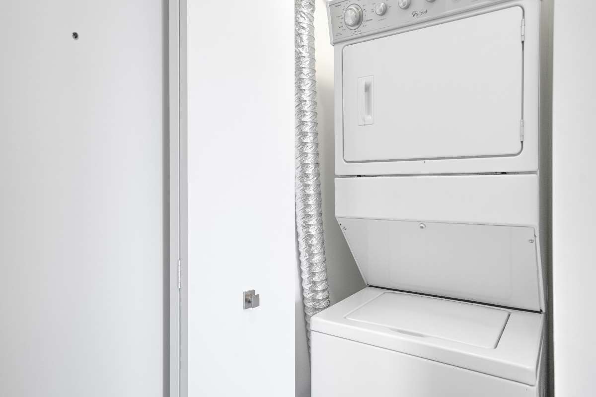 The Quartz Montreal Apartments - 2 Bedroom available at 6500 Decarie Blvd, Montreal 3