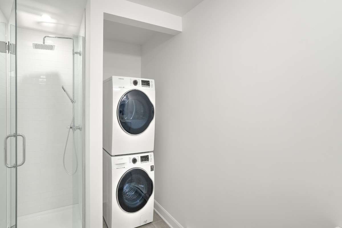 The Topaz Laval Apartments - 2 Bedroom available at 1555 Boul. Laval, Laval 5